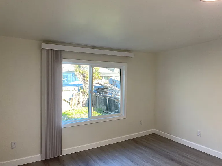 1711 Bridge Ave — Photo 10