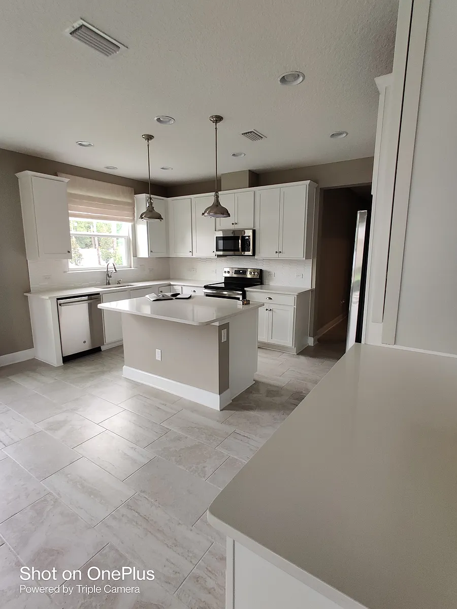 Building Photo - 6308 Thatcher Ln