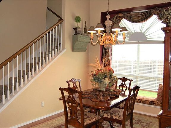 3rd image of 7804 Stansfield Dr