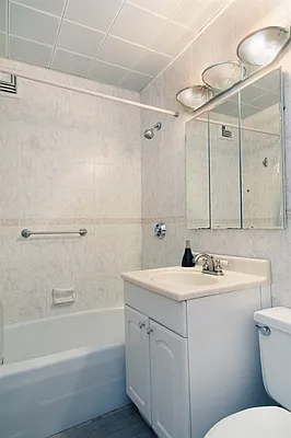 Rented by Corcoran | media 5