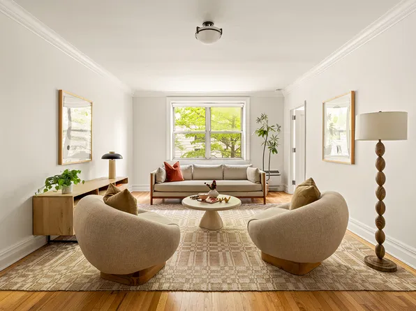 70 Riverside Drive image 1 of 10