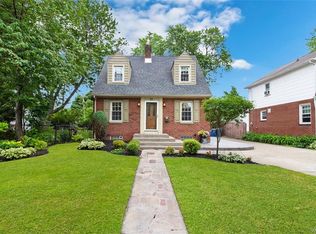 58 Lincoln Rd, Amherst, NY 14226