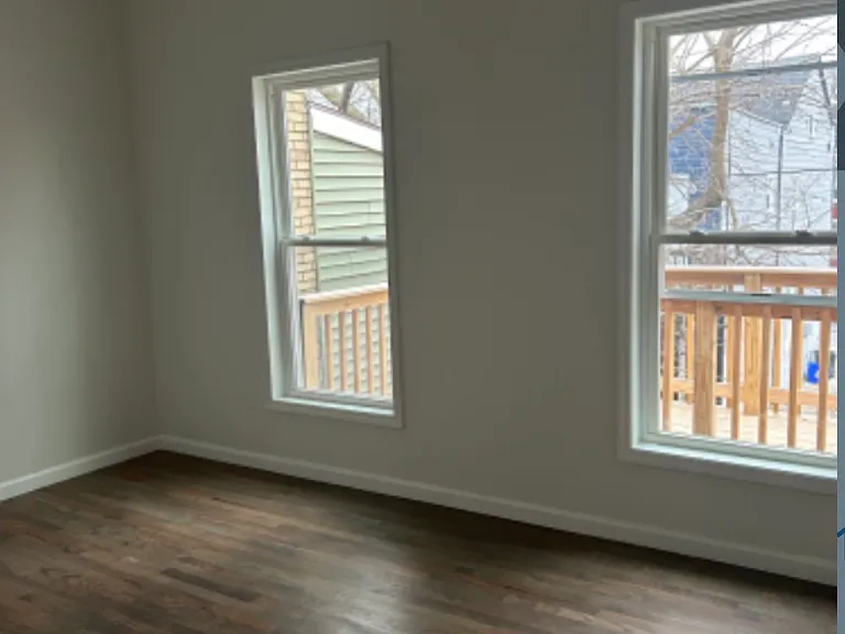 346 Madison Ave #3 — Photo 12