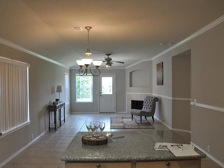 20110 Larkspur Lndg — Photo 5