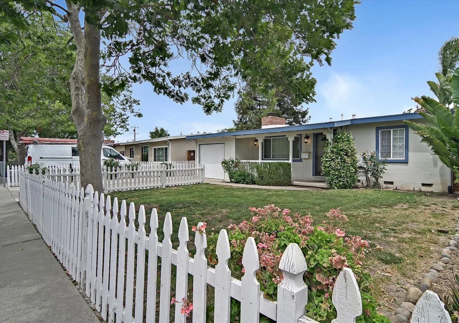 Wow! What a Great Home! Available Soon! — Photo 1
