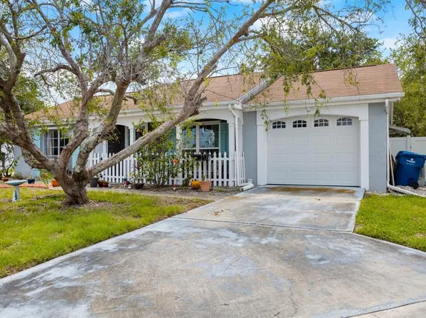 3540 Rockaway Dr, Holiday, FL 34691