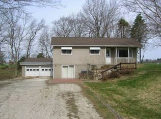 12042 130th St, Burlington, IA 52601
