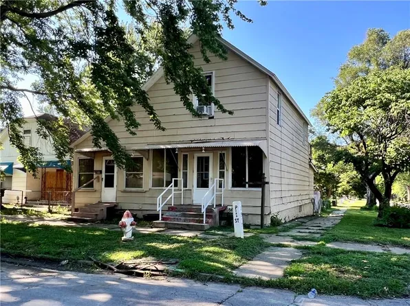 2837 Penn St, Saint Joseph, MO 64507
