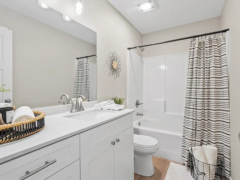 4314 Spruce Creek Dr — Photo 9