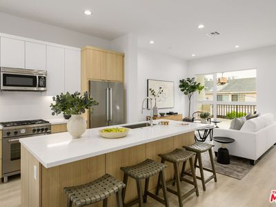 6122 Marbella Pl, Los Angeles, CA, 90038