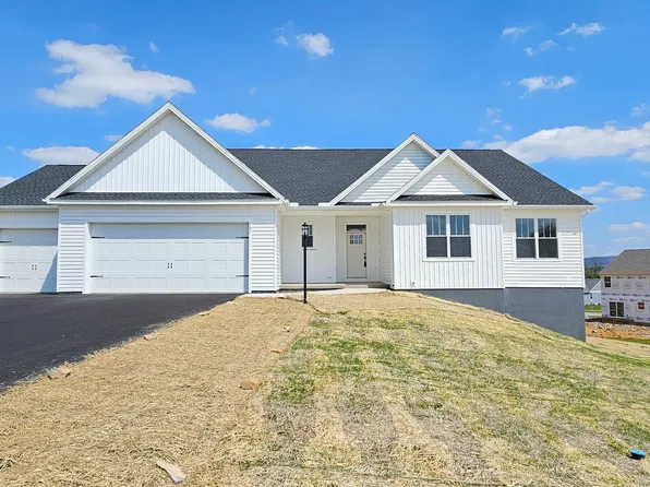 101 Heirloom Dr, Centre Hall, PA 16828