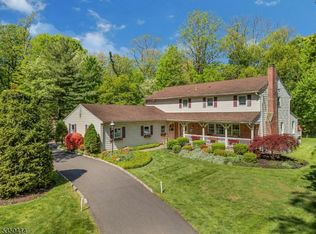 459 Ridge Rd, Watchung, NJ 07069