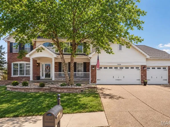 1028 Stone Spring Ct, Eureka, MO 63025