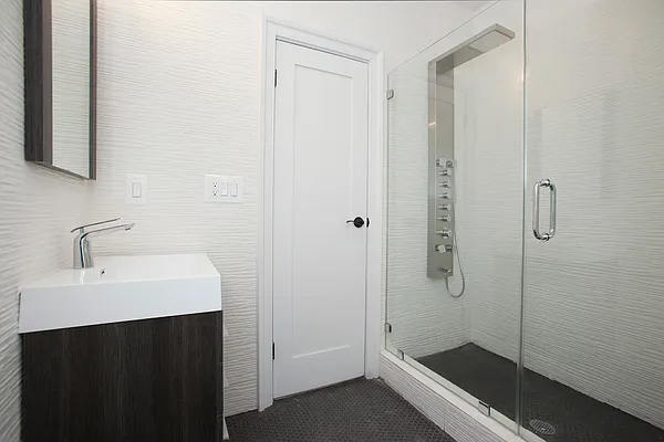 Rented by Platinum Properties | media 17