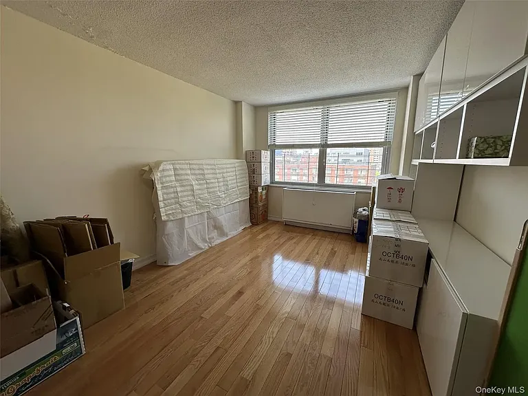 4140 Union St — Photo 2