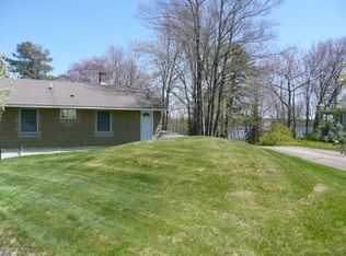 14 Field Rd, Harpswell, ME 04079