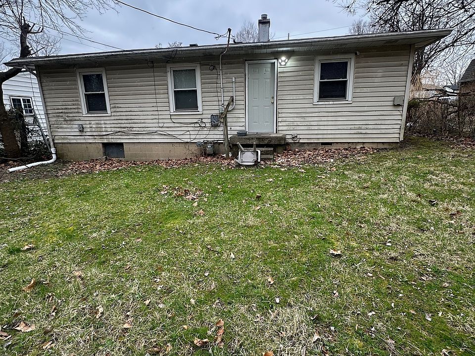 2nd image of 3317 Adams St