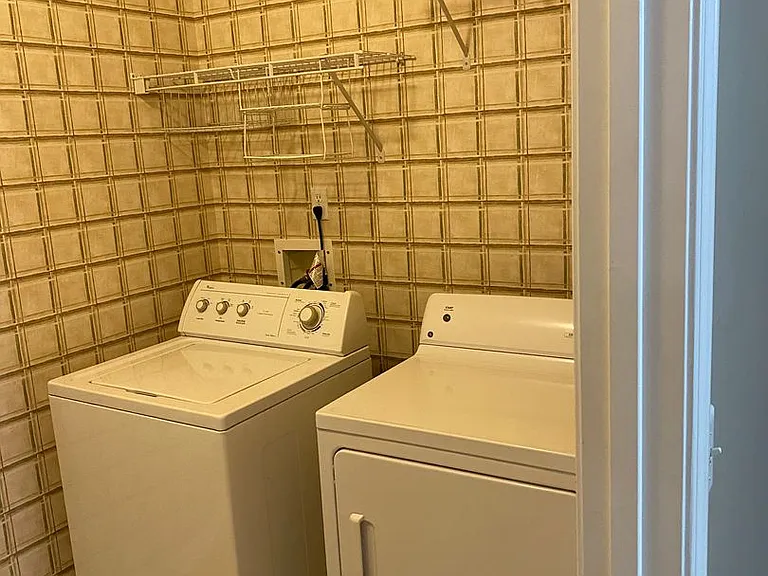 115 Woodmere Dr — Photo 5