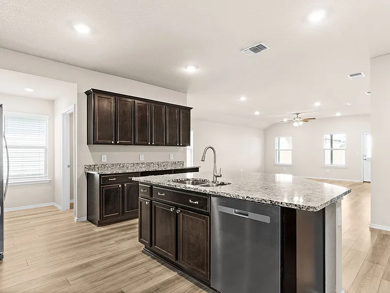 2345 Merganser Dr — Photo 6