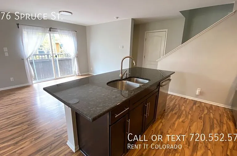 2176 Spruce St — Photo 7