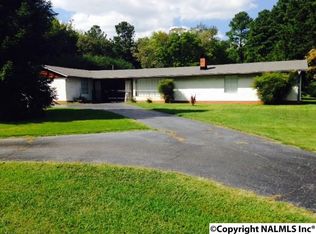 2304 Oakwood Ave NW, Huntsville, AL 35810