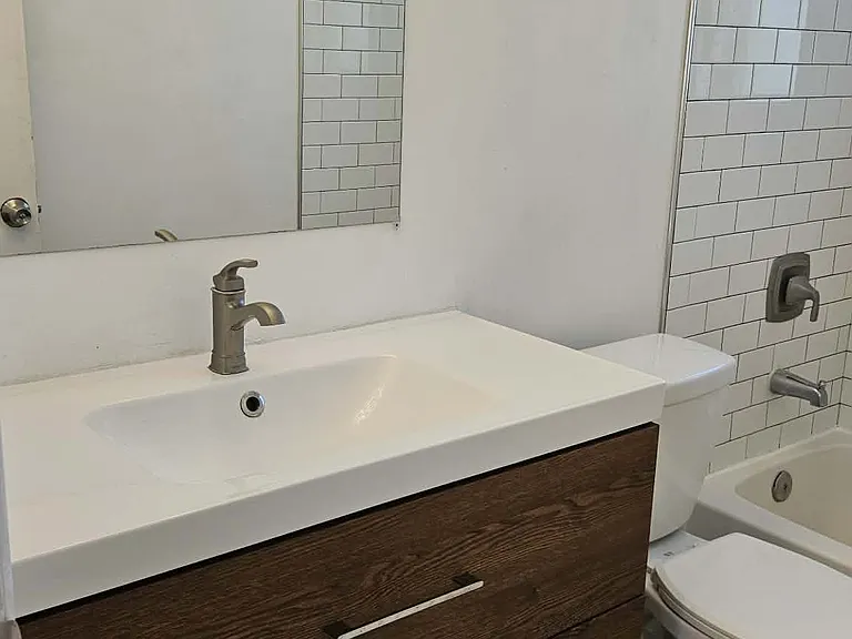 1210 E Charlton Ave #A — Photo 7