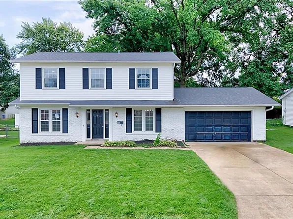 750 Lamplight Ln, Hazelwood, MO 63042