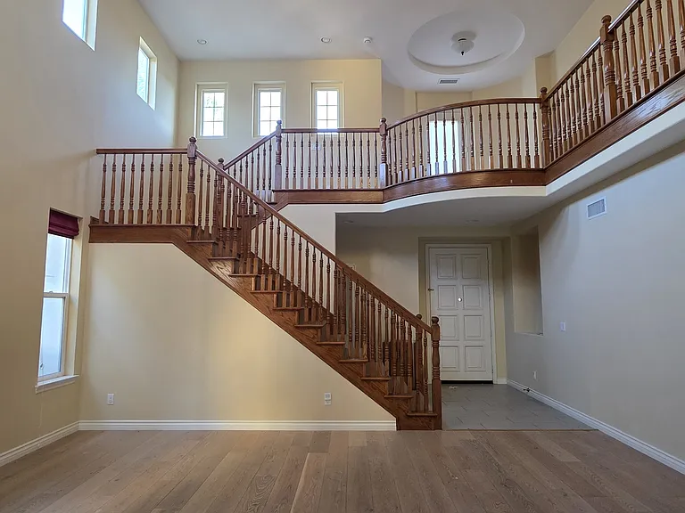 4724 Fairport Way — Photo 4