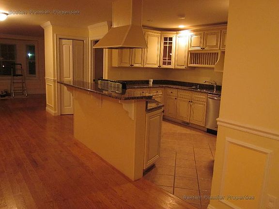 5th image of 3 Germain Ave