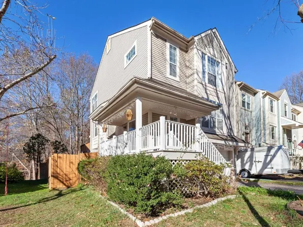 8308 Southern Oaks Ct, Lorton, VA 22079
