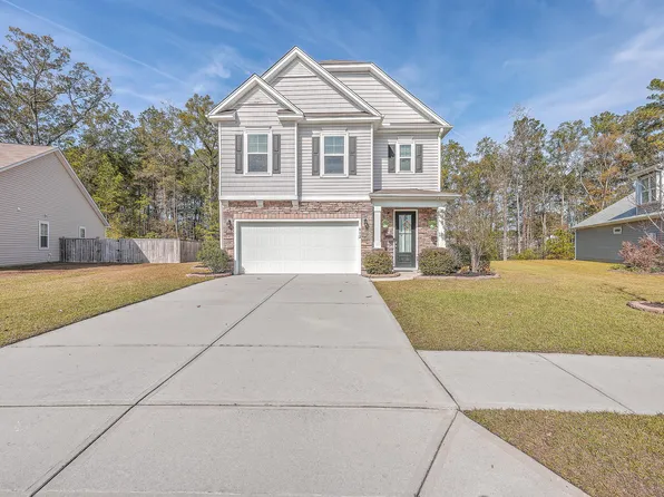 812 Neosho Ct, Moncks Corner, SC 29461