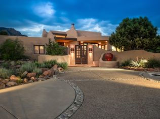 1009 Tramway Ln NE, Albuquerque, NM 87122