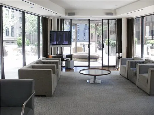 Rented by Kian Realty | media 50