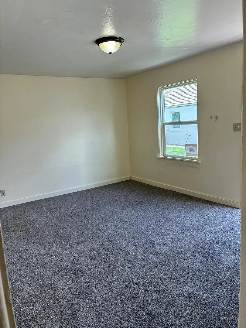 1134 Elba Ave - #8 — Photo 3