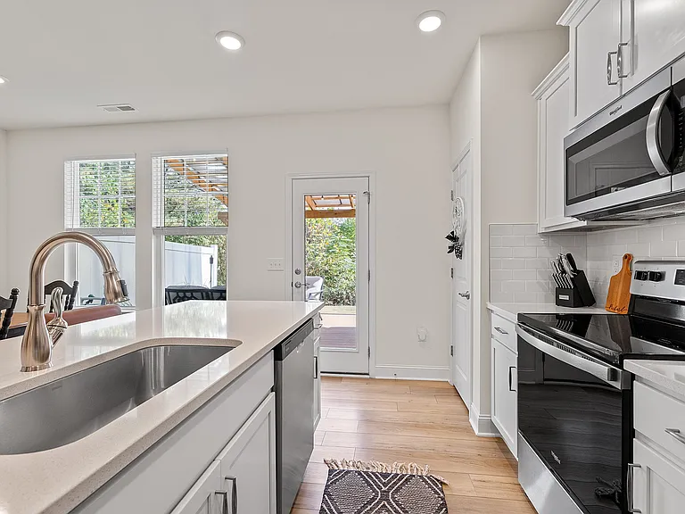 161 Wildflower Cir — Photo 6