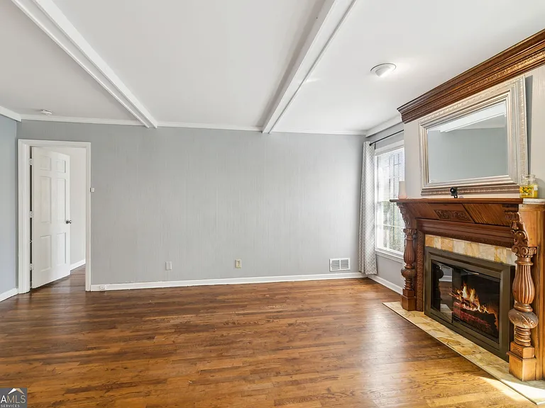 355 Westerhall Ct — Photo 8