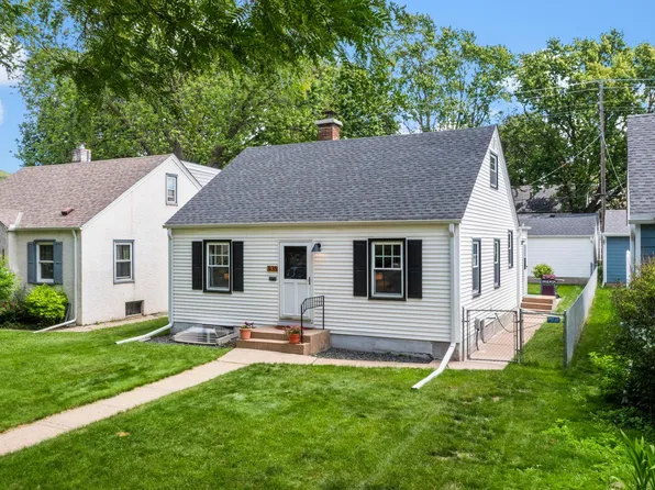 3135 McKinley St NE, Minneapolis, MN 55418