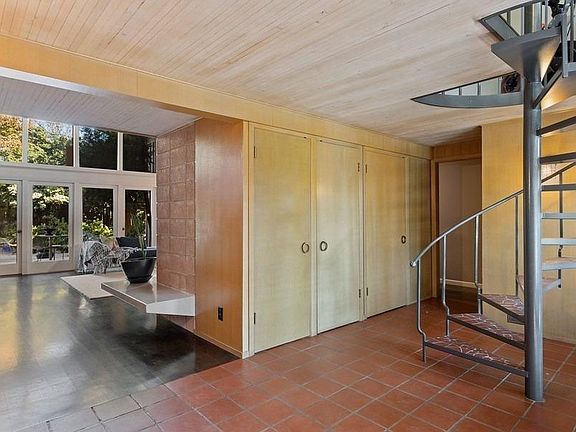 3rd image of 4666 Cabana Way