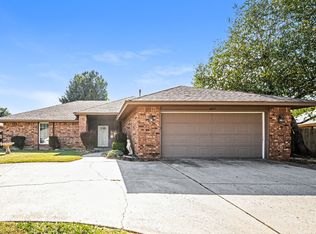 8117 Turtle Dove Dr, Oklahoma City, OK 73132