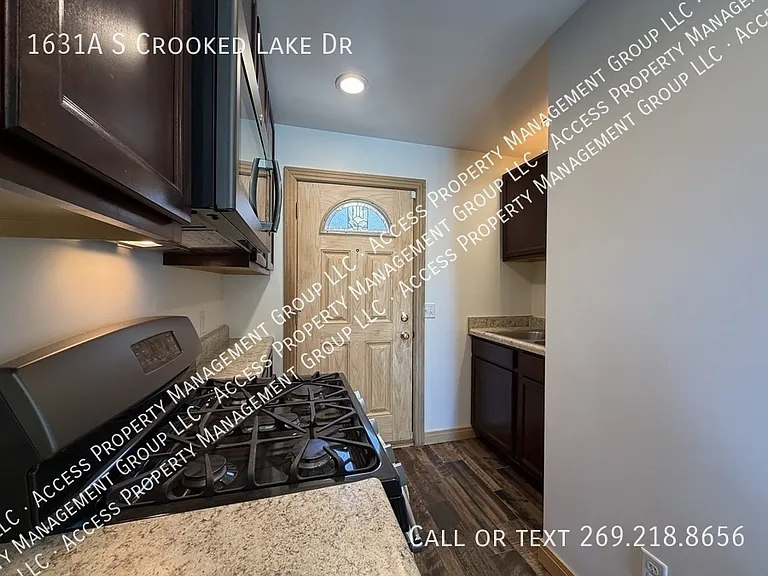 1631A Crooked Lake Dr S — Photo 8
