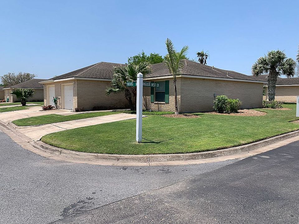 1st image of 2 Pinehurst Dr