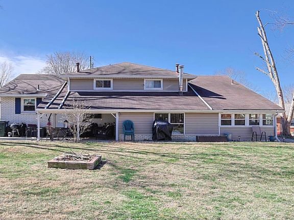5th image of 34 Blackwell Ct #A