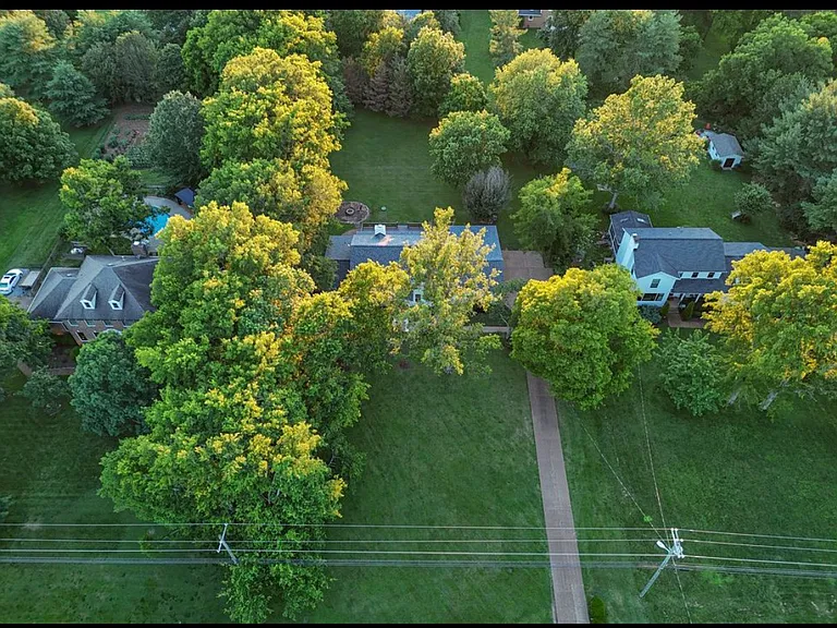 1211 Arrowhead Dr — Photo 50