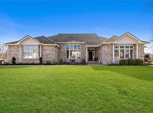 3408 Trail Ridge Dr, Independence, MO 64055