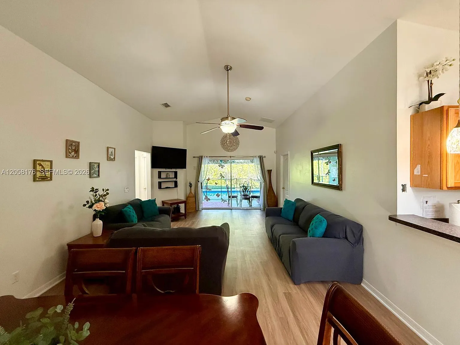 5 bed, 3.0 bath, $2,800 — Photo 3
