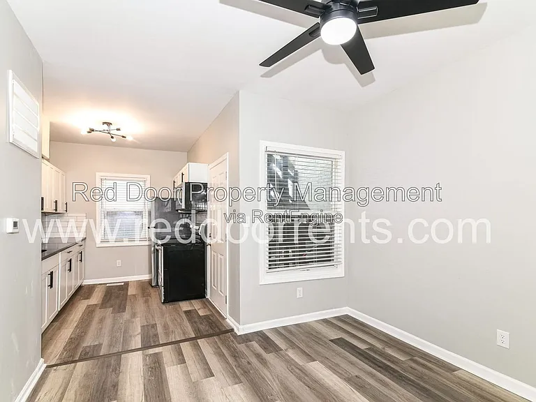 1329 E Market St #2 — Photo 8