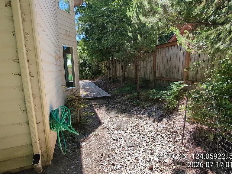 785 Indian Trail Rd — Photo 13