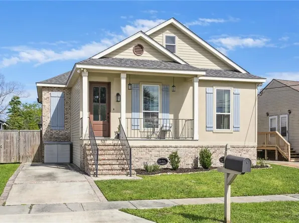 5317 Warrington Dr, New Orleans, LA 70122