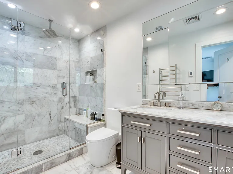 35 Dartmouth Rd — Photo 11