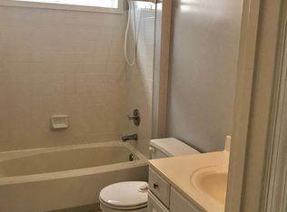 6421 Ivystone Dr, Jamestown, NC 27282